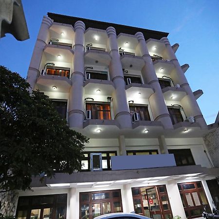 Oyo 9713 Hotel Regency アジュメール エクステリア 写真