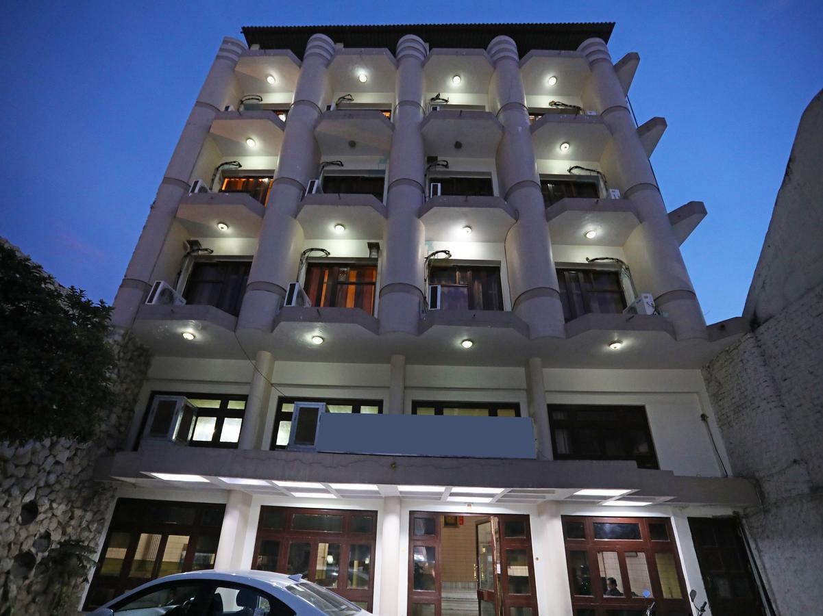 Oyo 9713 Hotel Regency アジュメール エクステリア 写真
