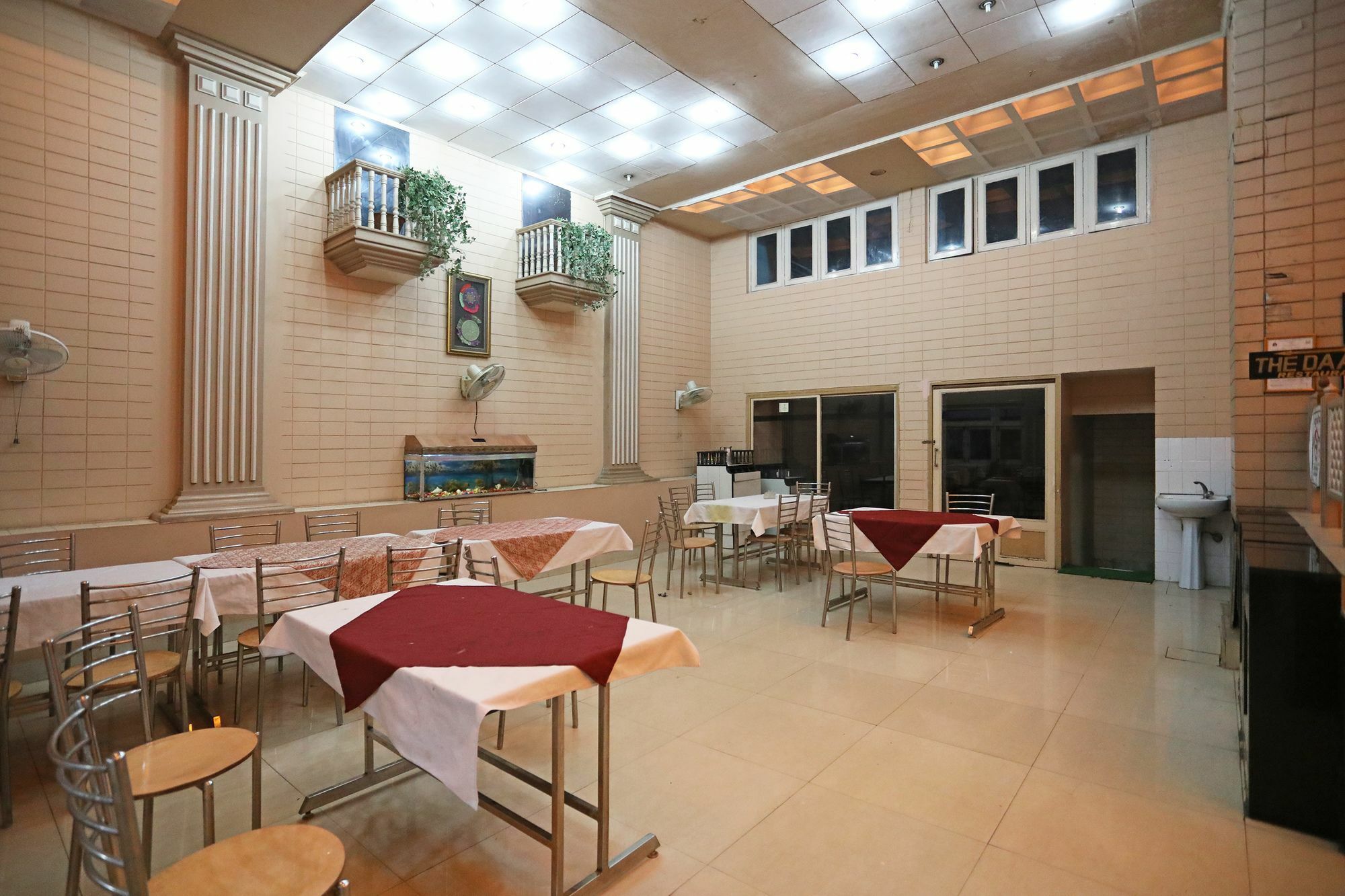 Oyo 9713 Hotel Regency アジュメール エクステリア 写真